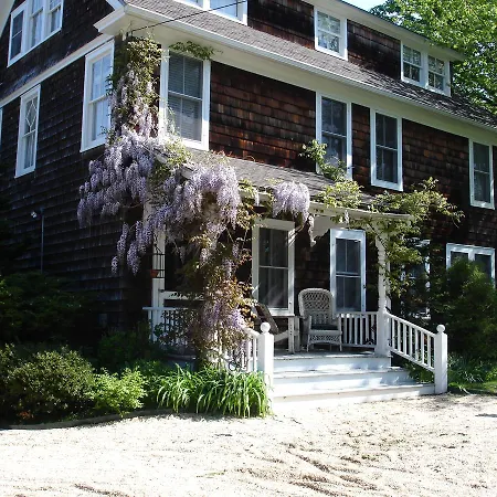 Mainstay Bed And Breakfast